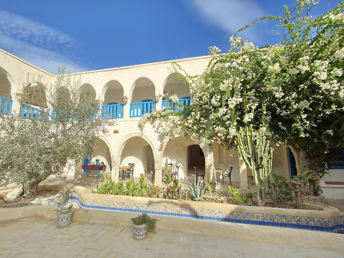 Hôtel de charme , ancien caravansérail rénové l'originale .